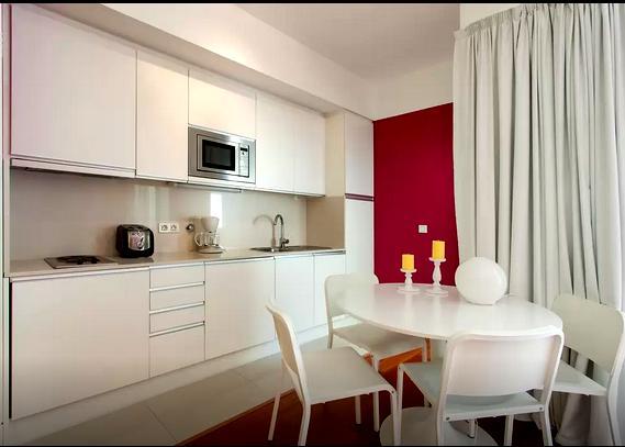 ליסבון Your Home In Palacio Do Bairro Alto חדר תמונה